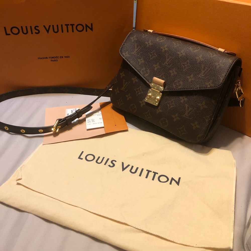 PochetteMetis full set 100% authentic ✨NEW💗OBO